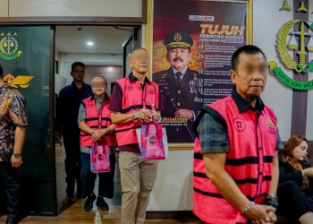 Enam Tersangka Korupsi Tata Kelola Minyak Pertamina Diserahkan ke Jaksa, Lima Ditahan