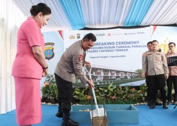 Kunker ke Tapteng, Kapolda Sumut Letakkan Batu Pertama Pembangunan Rusun Polres Tapanuli Tengah