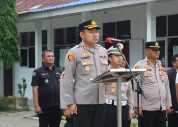 Kapolres Langkat Jadi Pembina Upacara di Yayasan Pendidikan Putra Jaya Jabal Rahman, Berikan Motivasi dan Edukasi Kamtibmas kepada Pelajar