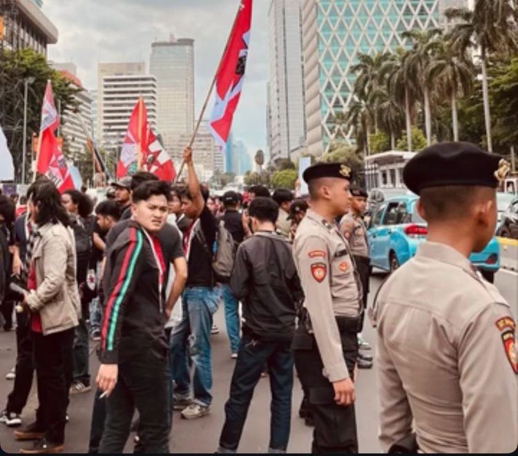 Buku Baru Bahlil Jangan Jadikan Alat Merendahkan Orang Lain, Sekda gmni DKI Jakarta: Cak Imin Jangan Diajari Soal Gagasan dan Karya