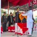 Upacara Aubade HUT ke-81 RI di Samboja, Kapolsek AKP Mohamad Yazid Pimpin Jalannya Upacara