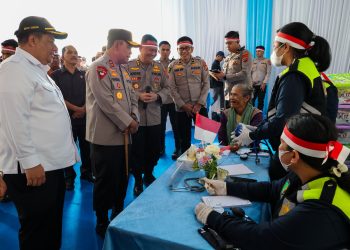Kapolda Sumut Cek Langsung Pemeriksaan Kesehatan Gratis untuk Warga Samosir