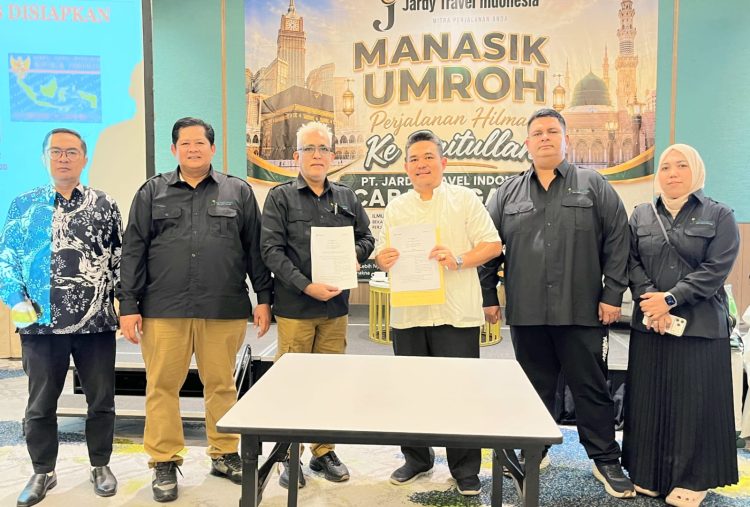 Bidik Ekosistem Umrah Terintegrasi, JARDY Travel Gandeng BPRS Harum Hikmahnugraha
