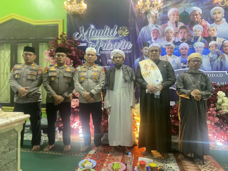 KAPOLRES BINJAI HADIRI MAULID ARBA’IN DI MASJID AS-SYAKIRIN, AJAK MASYARAKAT JAGA KAMTIBMAS